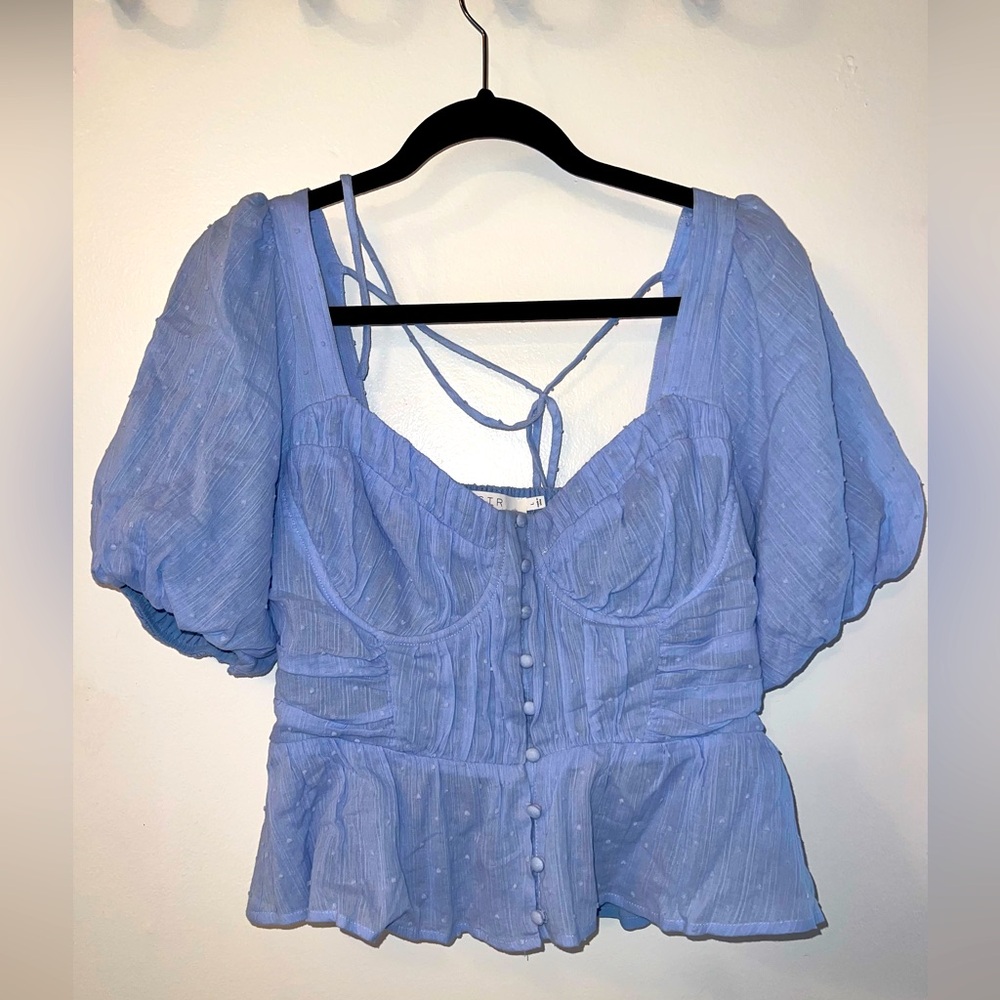 Astr the Label Clairemont top  • woman’s large • periwinkle •